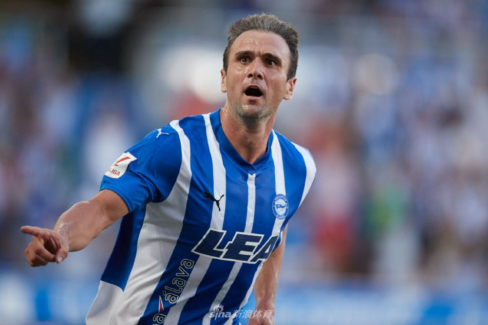 他在比赛中 他在比赛中